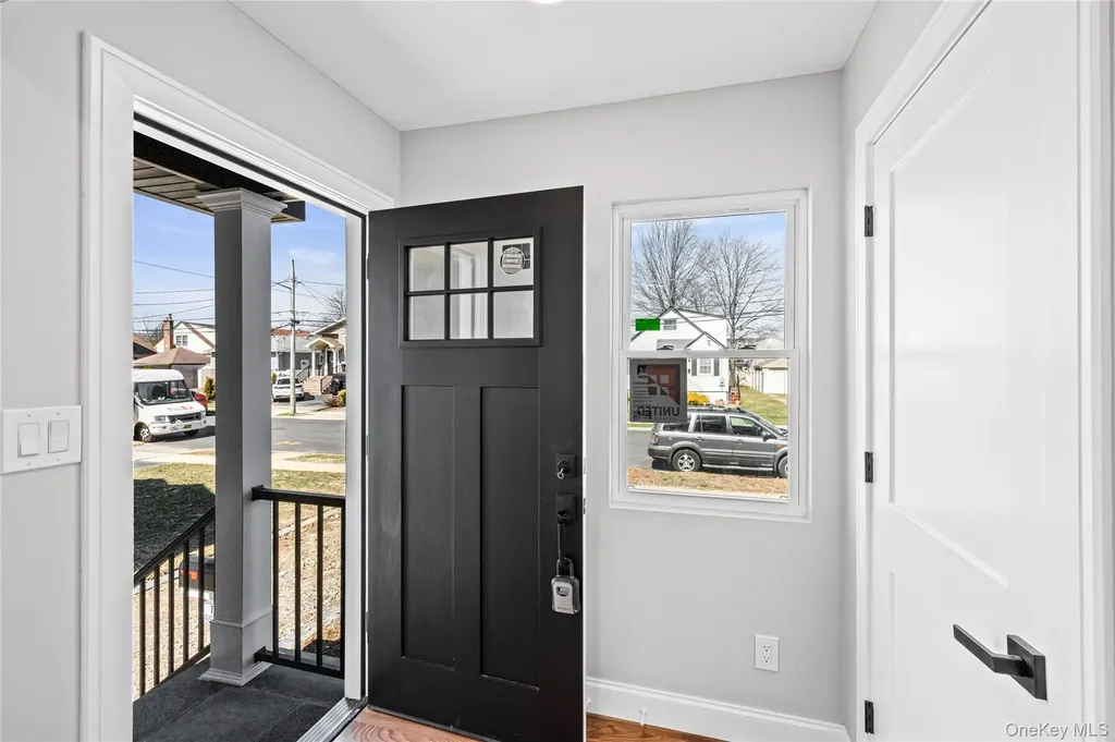 19 Rugby Road Merrick NY 11566