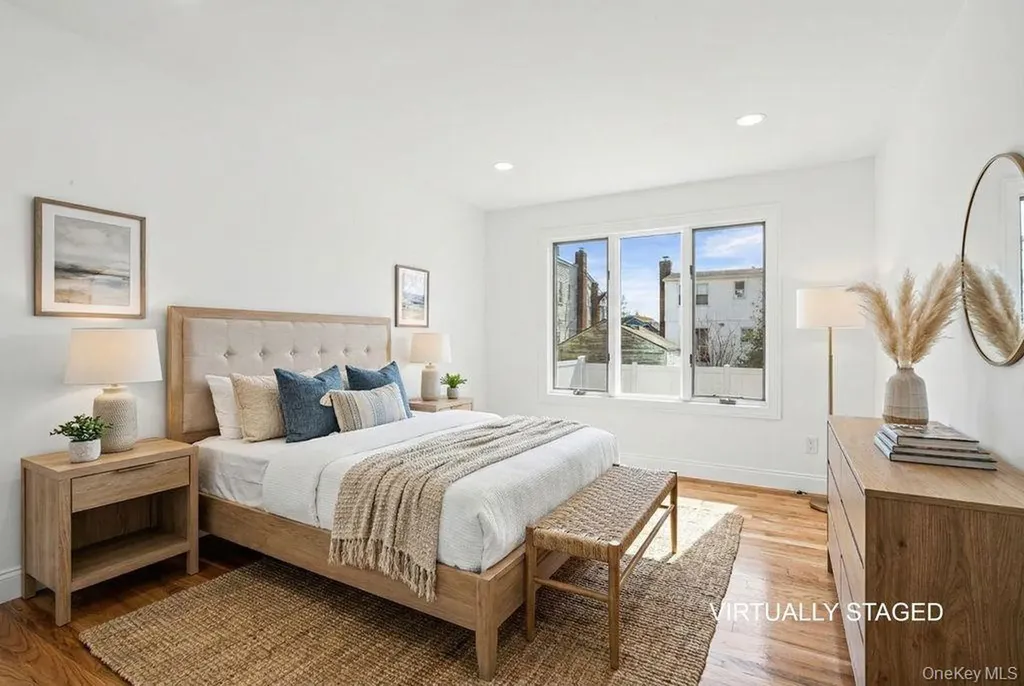 19 Rugby Road Merrick NY 11566