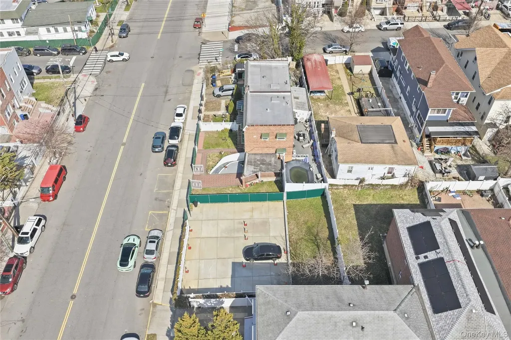 2864 Dewey Avenue Bronx NY 10465