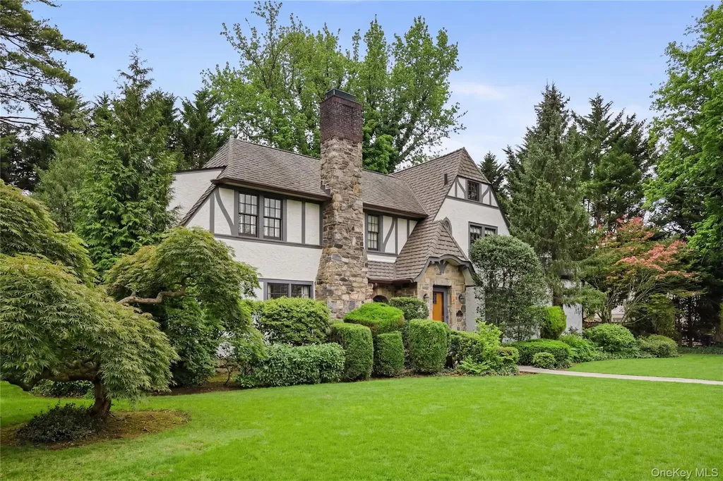 42 Sturgis Road Bronxville NY 10708
