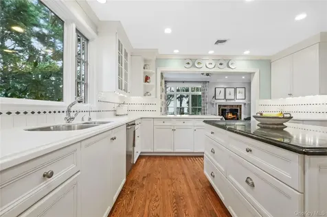 42 Sturgis Road Bronxville NY 10708