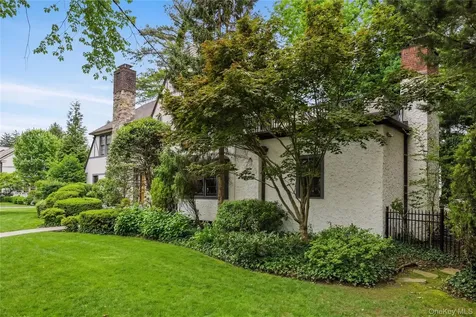 42 Sturgis Road Bronxville NY 10708