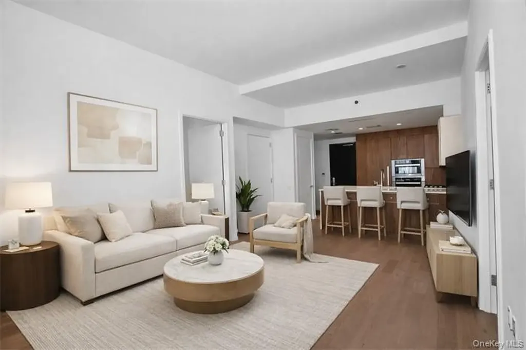 13327 39th Avenue Flushing NY 11354