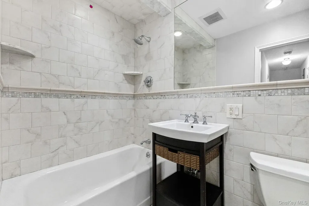 12 Lake Avenue Bronxville NY 10708