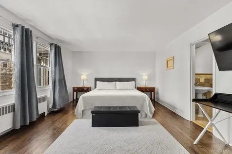 12 Lake Avenue Bronxville NY 10708