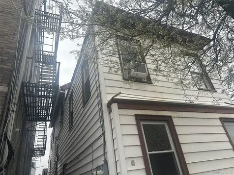 21 Drake Avenue New Rochelle NY 10805