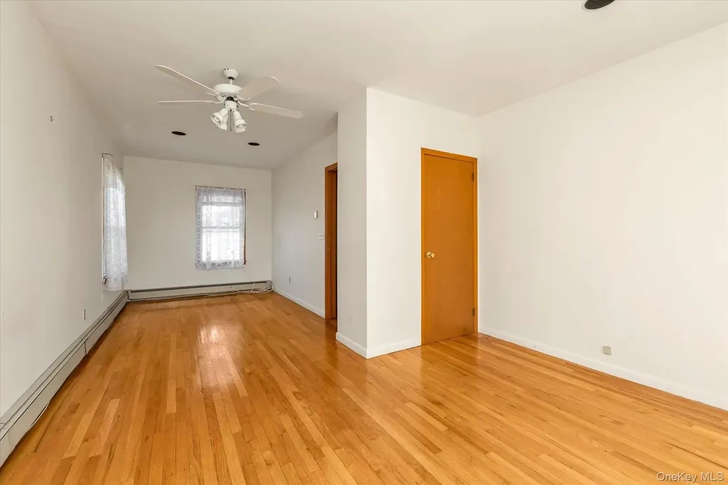 1118 W Broadway Hewlett NY 11557