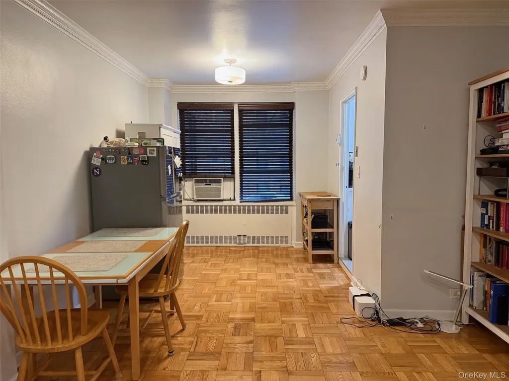 6740 Yellowstone Boulevard Forest Hills NY 11375