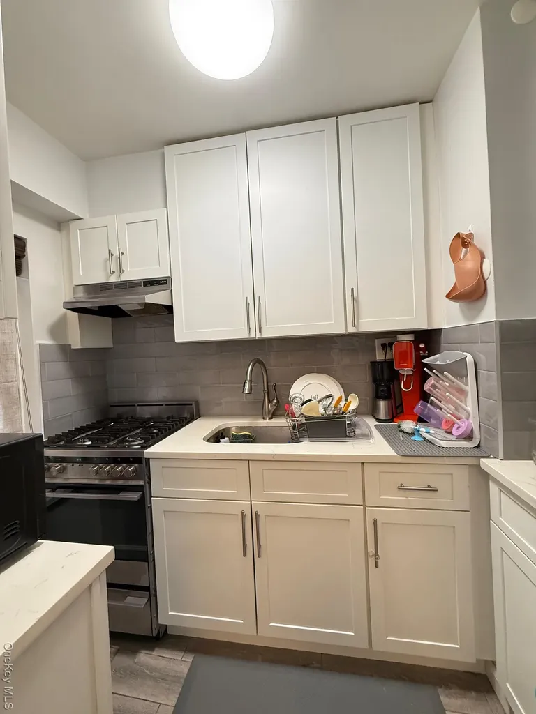 6740 Yellowstone Boulevard Forest Hills NY 11375