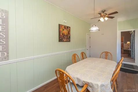 12 Crest Road Danbury CT 06811