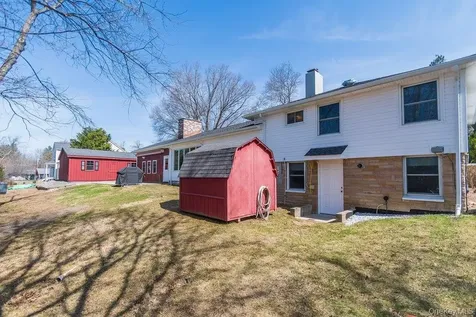 12 Crest Road Danbury CT 06811