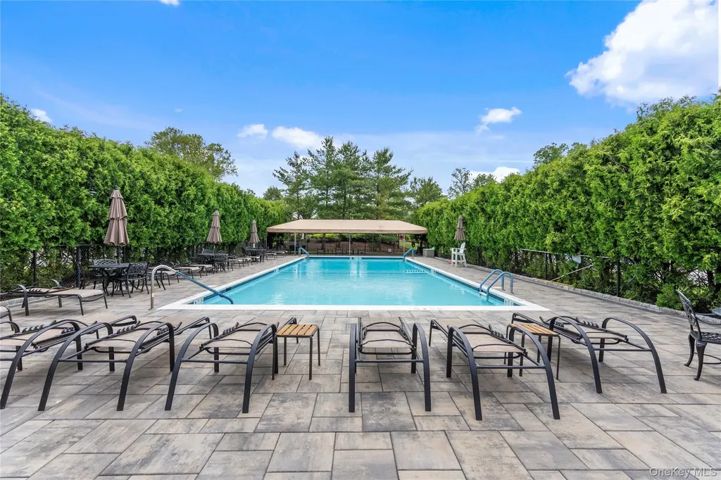 30 Redan Drive Smithtown NY 11787