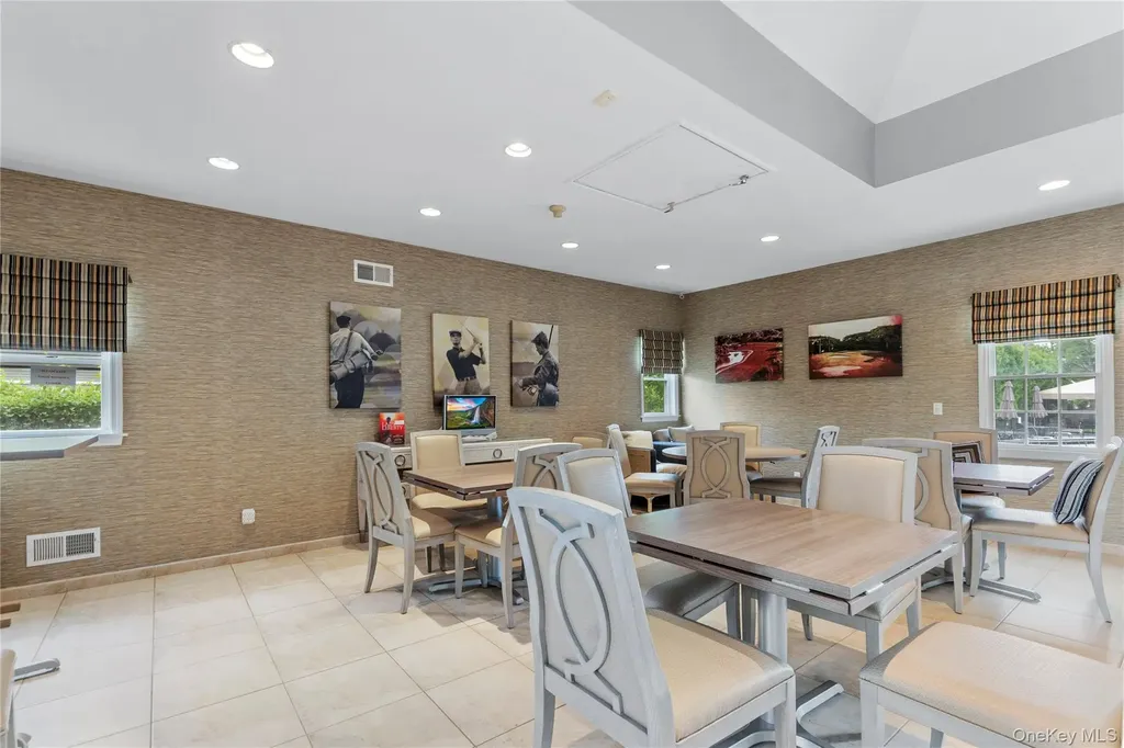 30 Redan Drive Smithtown NY 11787