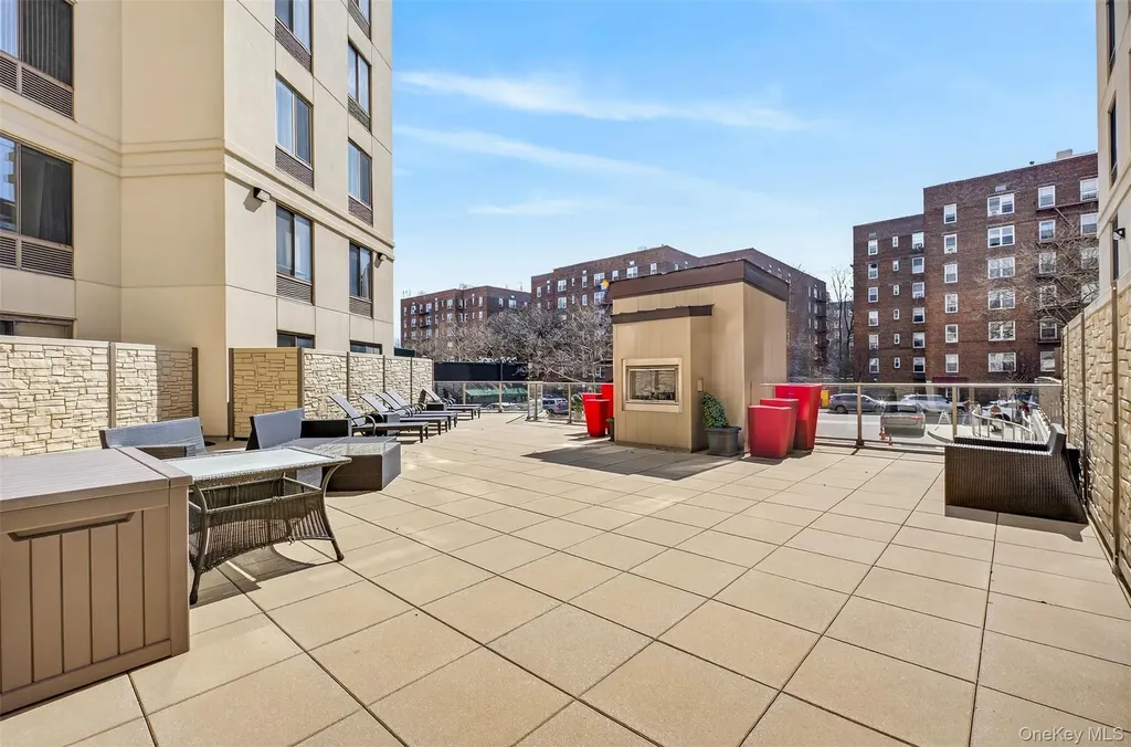 6405 Yellowstone Boulevard Forest Hills NY 11375