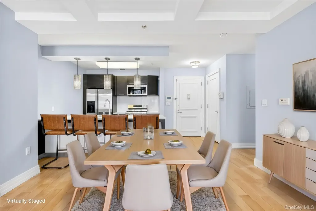 6405 Yellowstone Boulevard Forest Hills NY 11375
