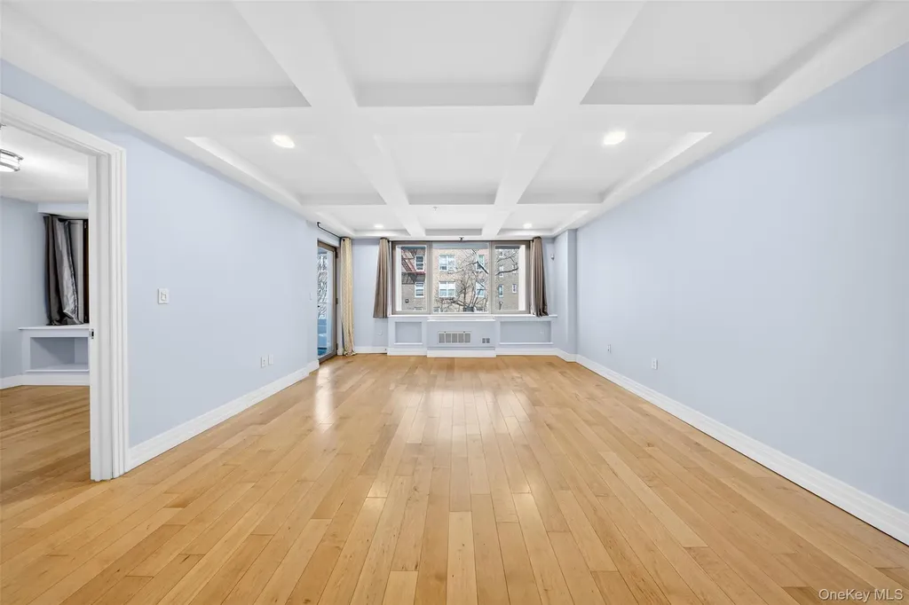 6405 Yellowstone Boulevard Forest Hills NY 11375