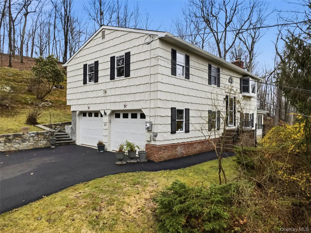 31 Colonel Enoch Drive Carmel NY 10512