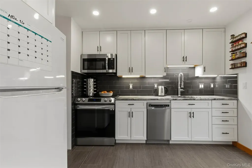 31 Colonel Enoch Drive Carmel NY 10512