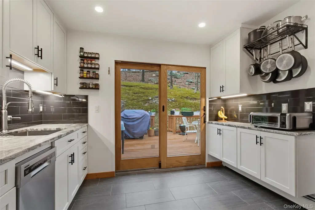 31 Colonel Enoch Drive Carmel NY 10512