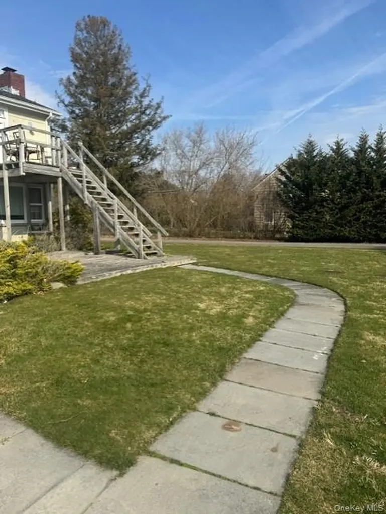 323 Mill Road Westhampton Beach NY 11978