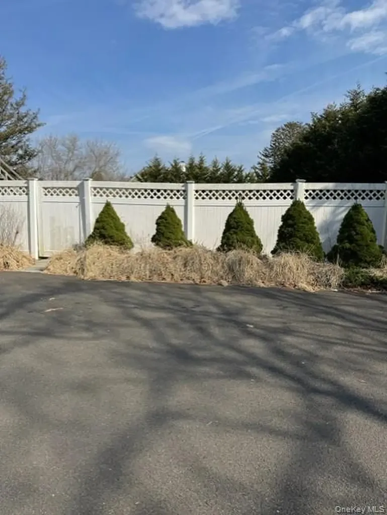 323 Mill Road Westhampton Beach NY 11978