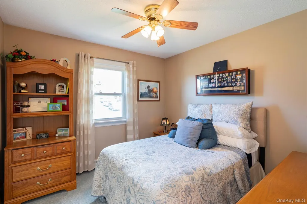 4 Tanglewood Lane Poughkeepsie NY 12603