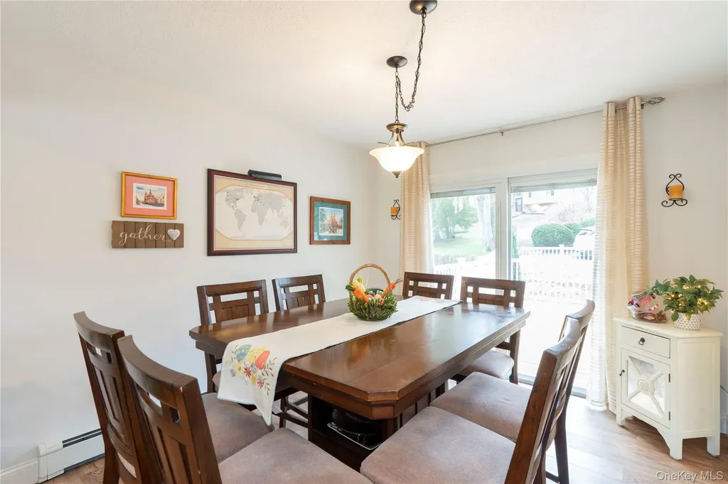 4 Tanglewood Lane Poughkeepsie NY 12603