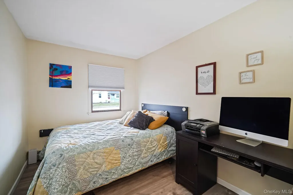 11 Nehring Avenue Babylon NY 11702