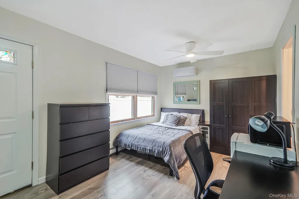 11 Nehring Avenue Babylon NY 11702