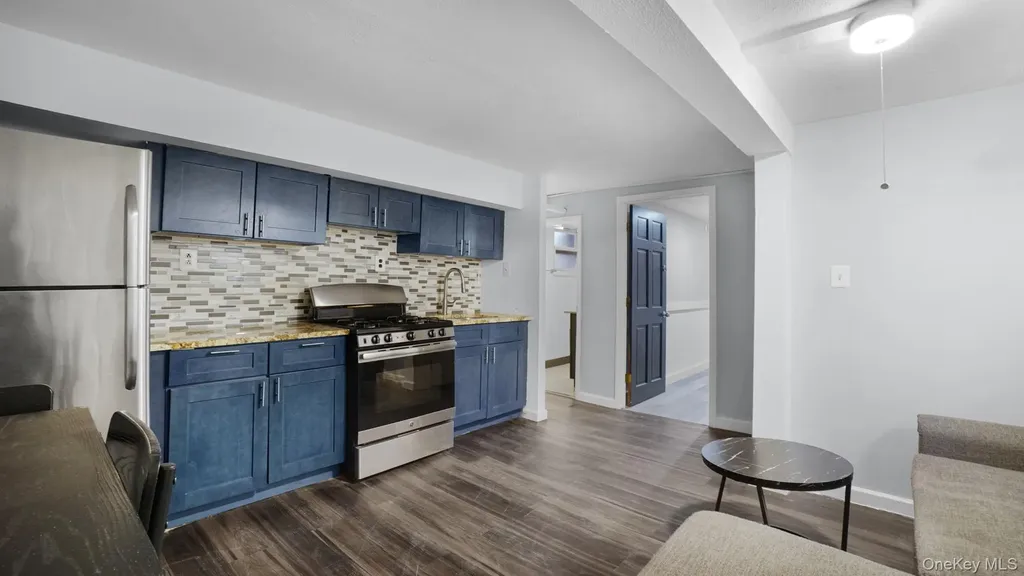320 E 235th Street Bronx NY 10470