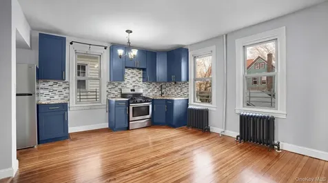 320 E 235th Street Bronx NY 10470