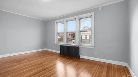 320 E 235th Street Bronx NY 10470