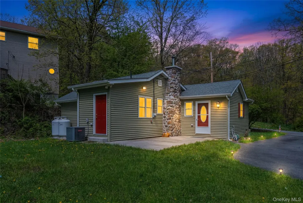 797 Forest Glen Road Monroe NY 10950