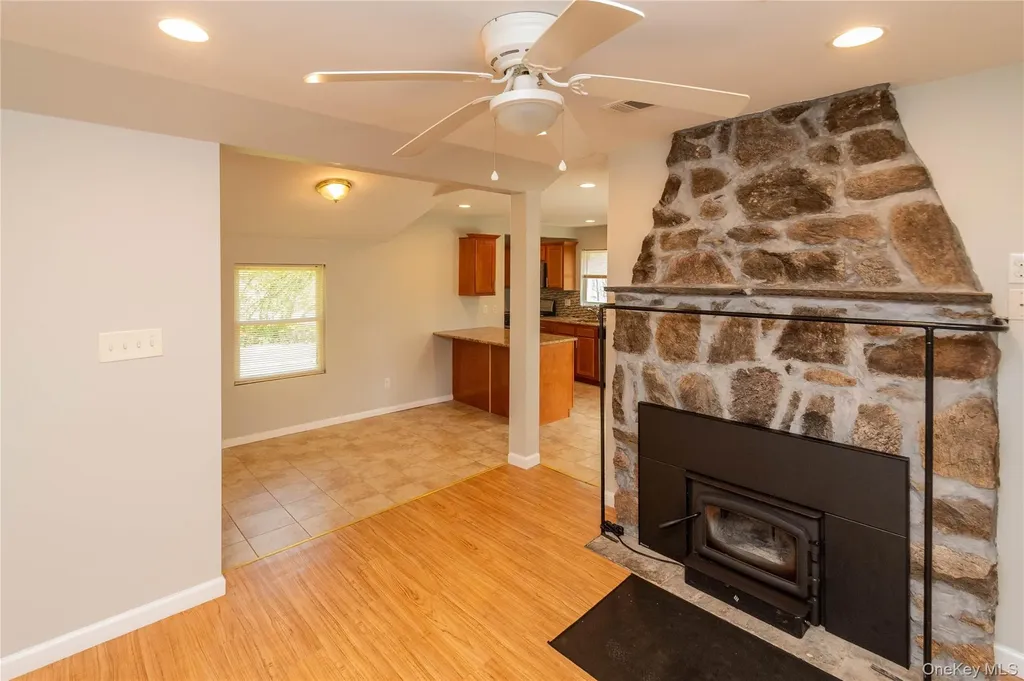797 Forest Glen Road Monroe NY 10950
