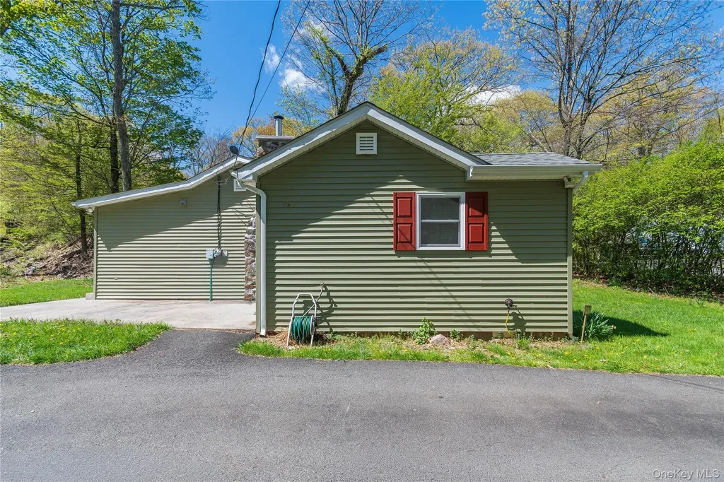 797 Forest Glen Road Monroe NY 10950