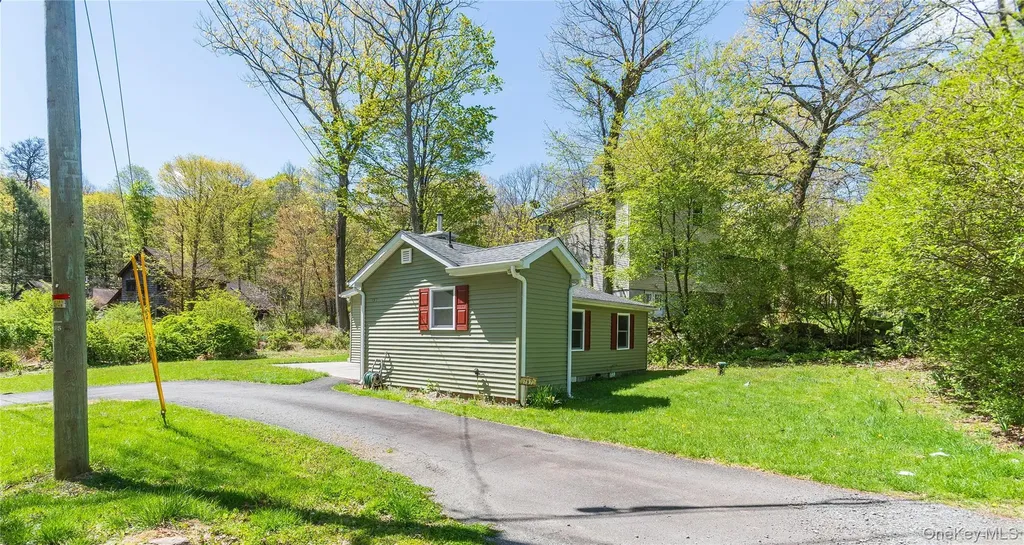 797 Forest Glen Road Monroe NY 10950