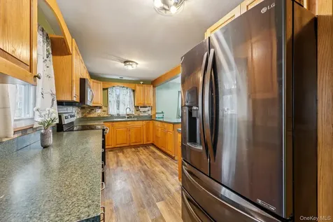 525 Bloomingburg Road Middletown NY 10940
