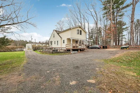 525 Bloomingburg Road Middletown NY 10940