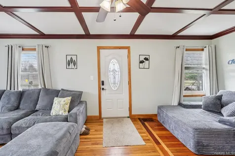 525 Bloomingburg Road Middletown NY 10940