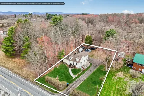 525 Bloomingburg Road Middletown NY 10940