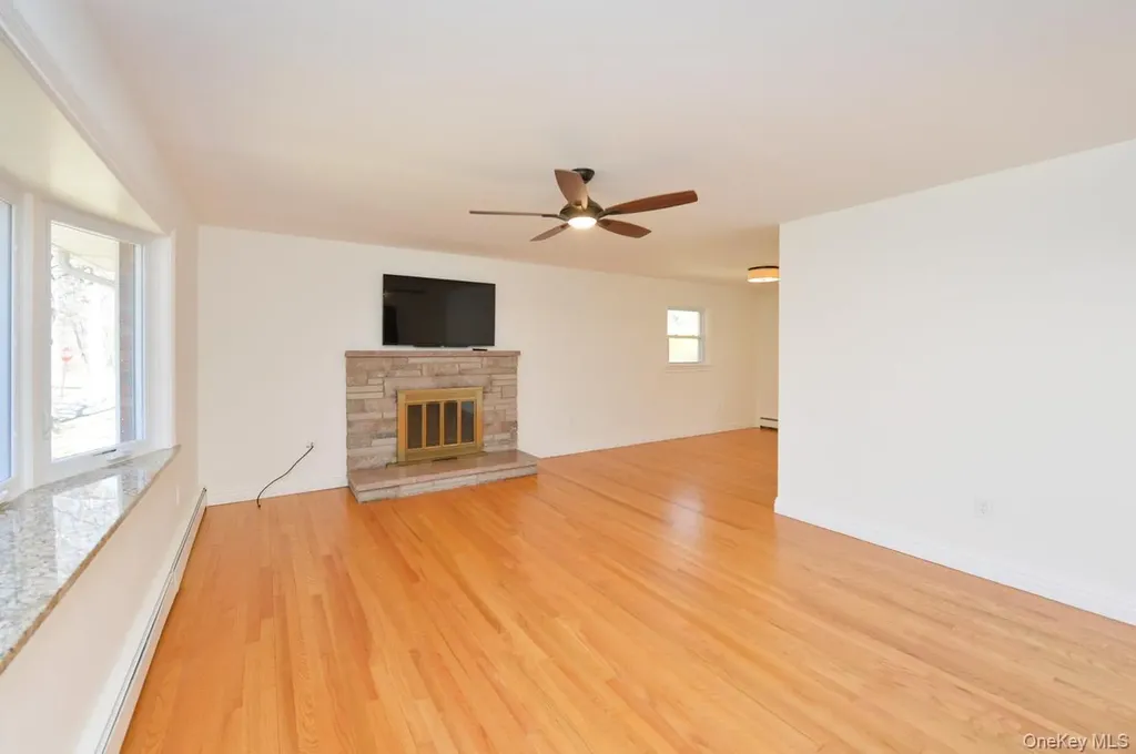 2 Augur Road Airmont NY 10901