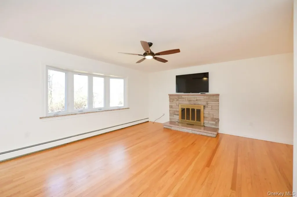 2 Augur Road Airmont NY 10901