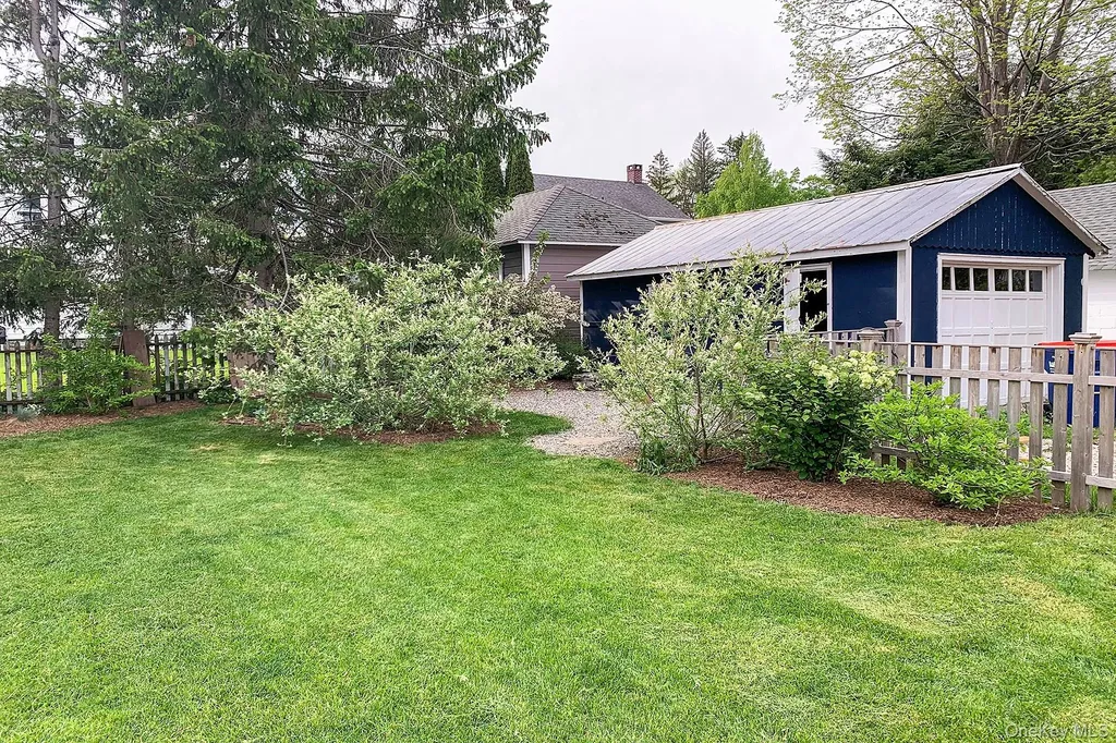 5 Central Avenue Millerton NY 12546