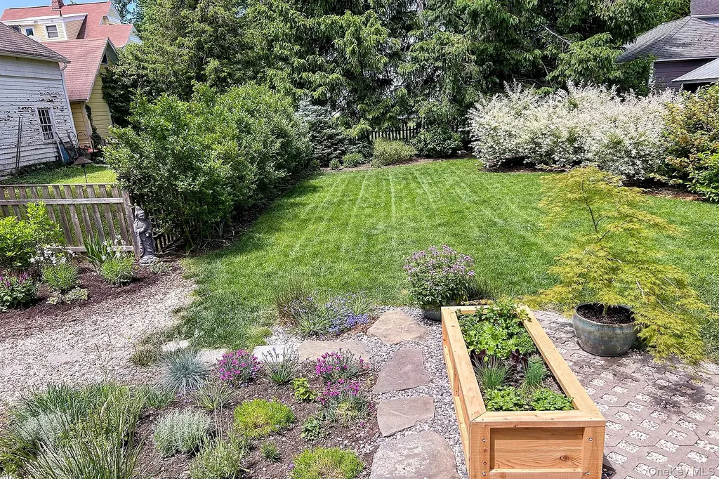 5 Central Avenue Millerton NY 12546