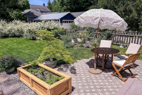 5 Central Avenue Millerton NY 12546