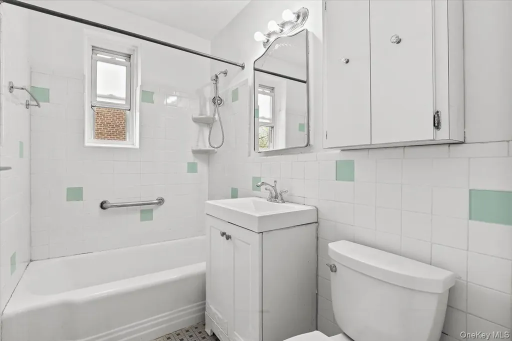 65 Durham Road Bronxville NY 10708