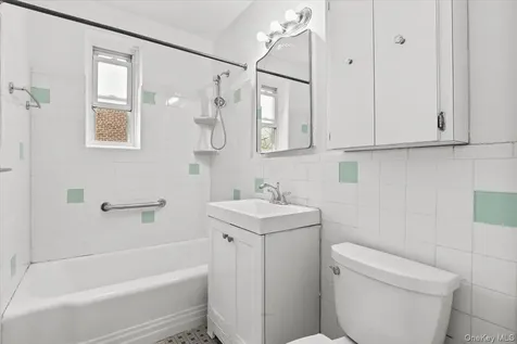 65 Durham Road Bronxville NY 10708