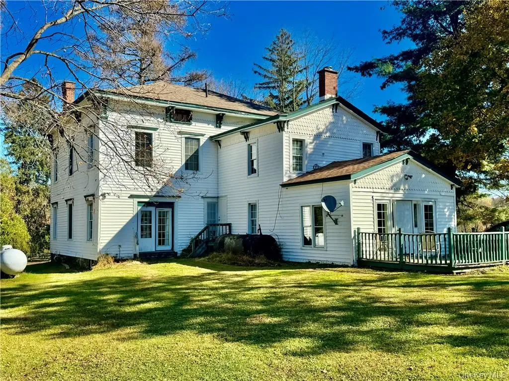 255 Howells Road Middletown NY 10940