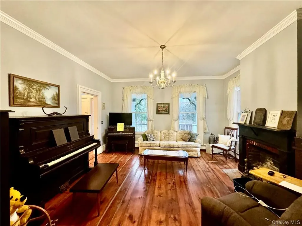 255 Howells Road Middletown NY 10940