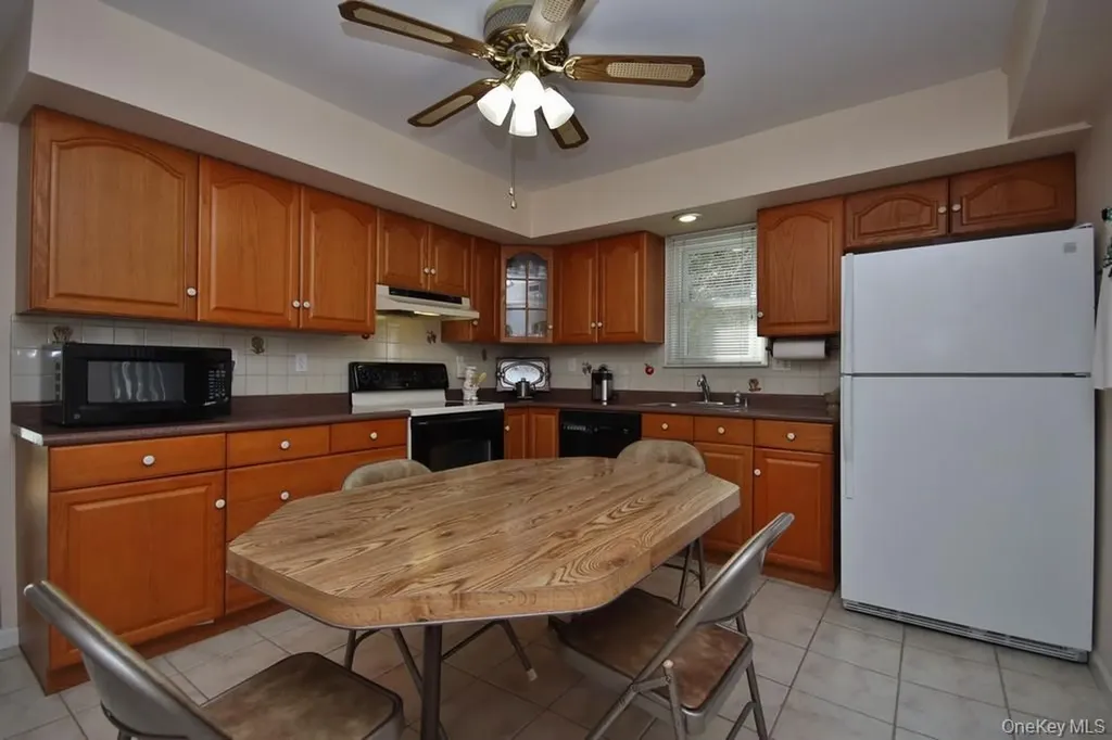 193 Buckshollow Road Mahopac NY 10541